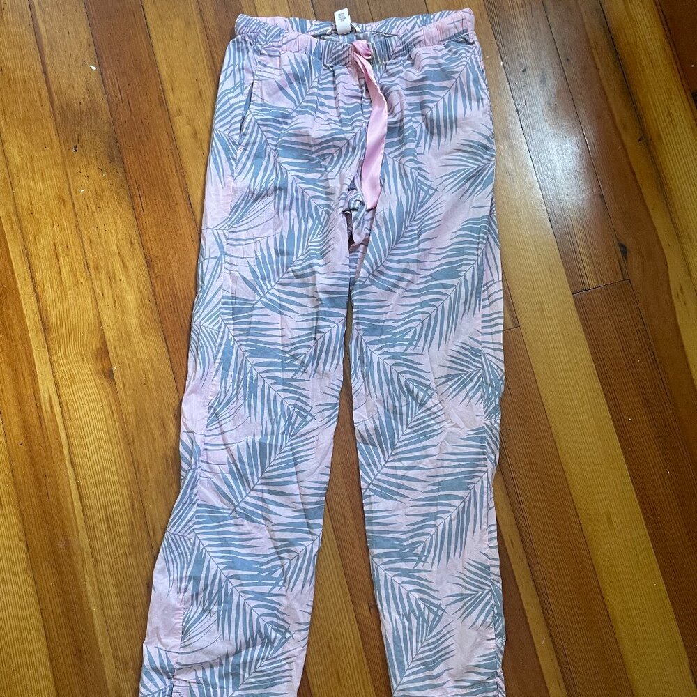 Victoria's Secret Pink And Grey Leaf Print Pants